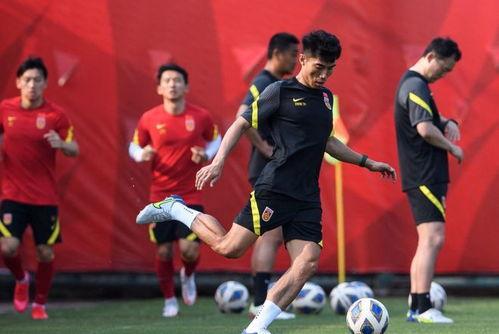 国足主厨爆料新闻最新,揭秘国足备战背后的饮食秘密与幕后故事  第2张